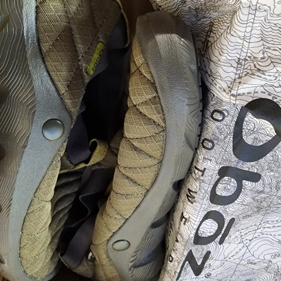 Whakata Puffy, Sediment sz M 8 or W6, NIB, 100g PrimaLoft, $100 - Picture 2 of 13